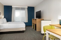 Riverview Inn & Suites Rahway by Hilton, Middlesex, New Jersey