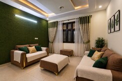 Comfortable 2BHK Stay Near Rajiv Gandhi Hospital, Delhi