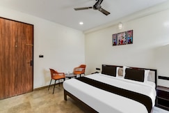 Super Townhouse OAK Owaisi Hospital Mailardevpally Formerly Tolkanti Arc, Hyderabad