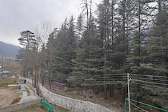 Himtal Stay 3BHK Jungle Facing Retreat with Balcony Manali, Manali