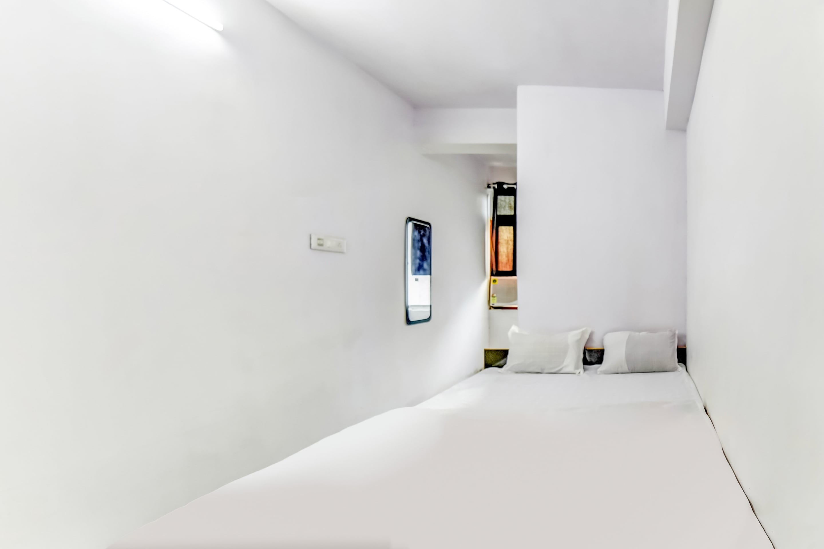 SPOT ON Plaza Guest House - Tap to explore photos