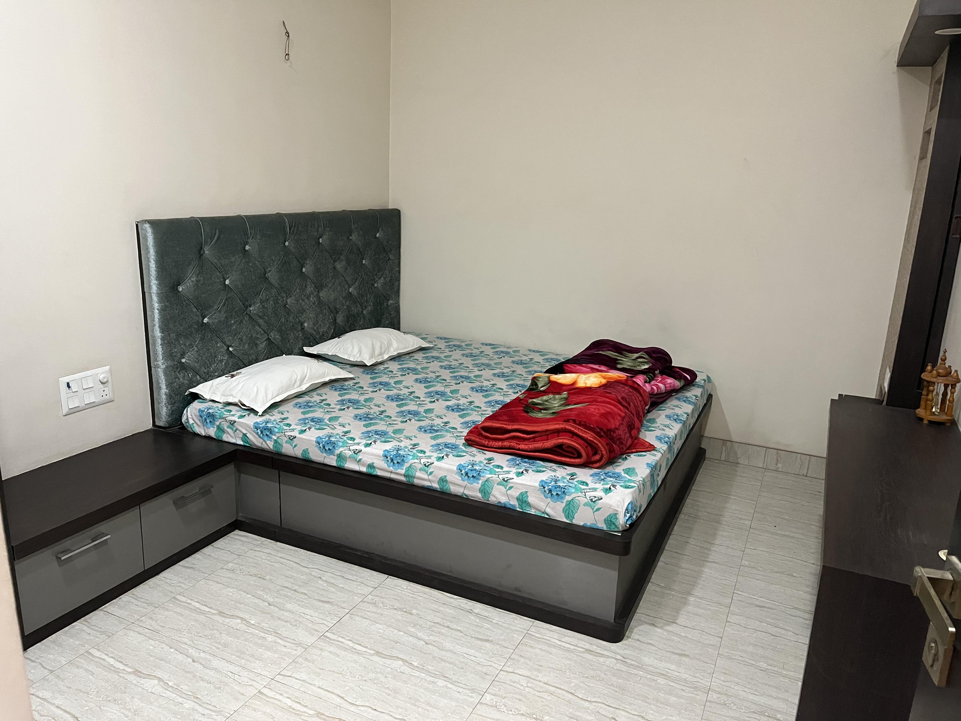Rukmani Kunj 4BHK Luxury Villa - Tap to explore photos