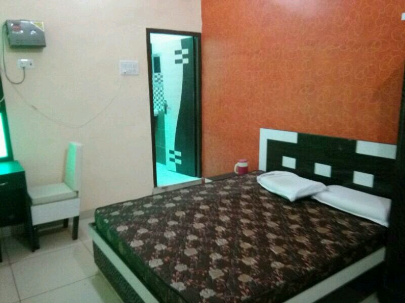 Hotel Dawat - Tap to explore photos