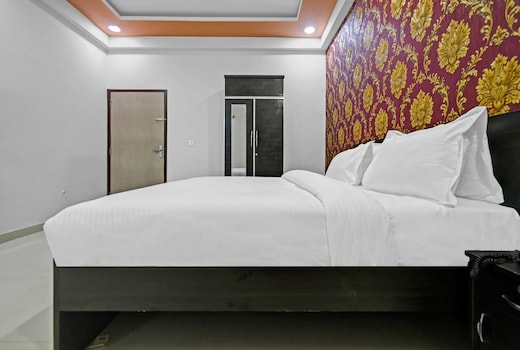 Hotel O Sarvika