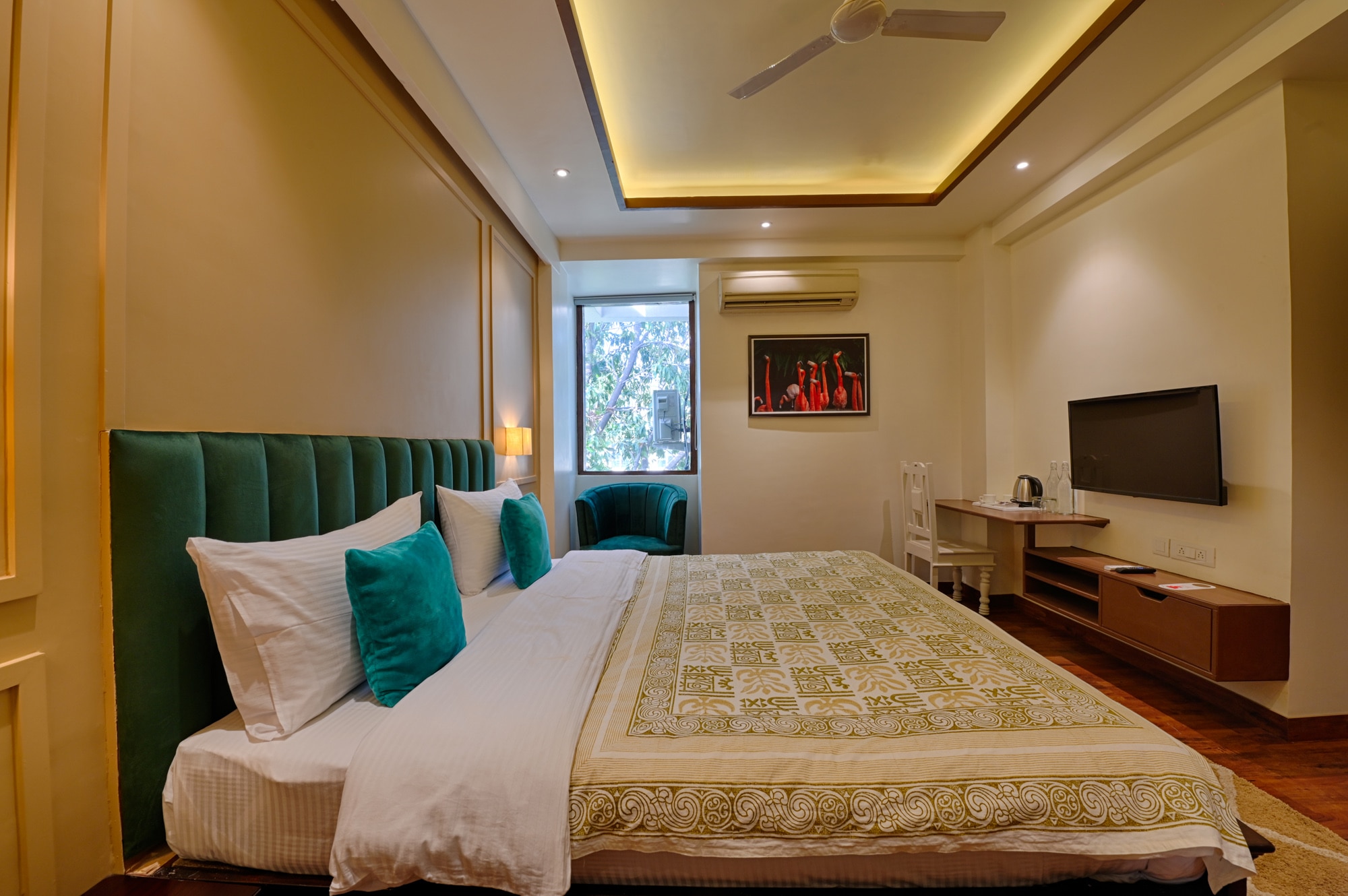 The Gulmohar Mansion - Boutique Stay in Jaipur - Tap to explore photos