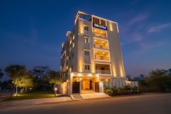 FabHotel RK Suites - Nr U.S. Consulate, Financial District, Hyderabad
