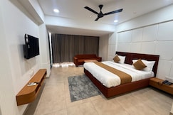 HOTEL SUN SKY, Palanpur