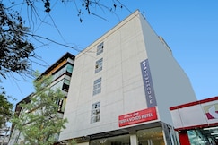 Collection O SHREYAS SHACK, Devanhalli