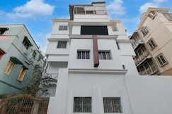 Collection O Kalighat Kolkata Formerly Venkateshwara, Kolkata