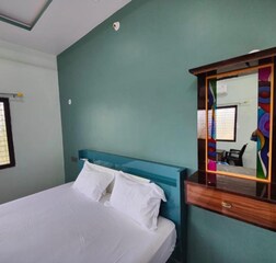 Delux Ac Room