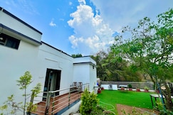 Riddham Bungalow |Entire 6 BHK Villa, Mount Abu