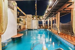 Hotel Royal Empire