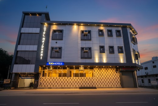 FabHotel Rajdhani
