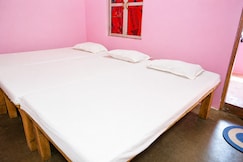 Sri Viswanatham Guest House, Varanasi