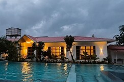 Askara - Entire Farmhouse, Karjat