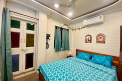 Cozy Bandra 1BHK, Carter Rd by Trivana Haven Stays, Mumbai