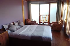 The Silver Tip - A Tea Boutique Farmstay, Kalimpong