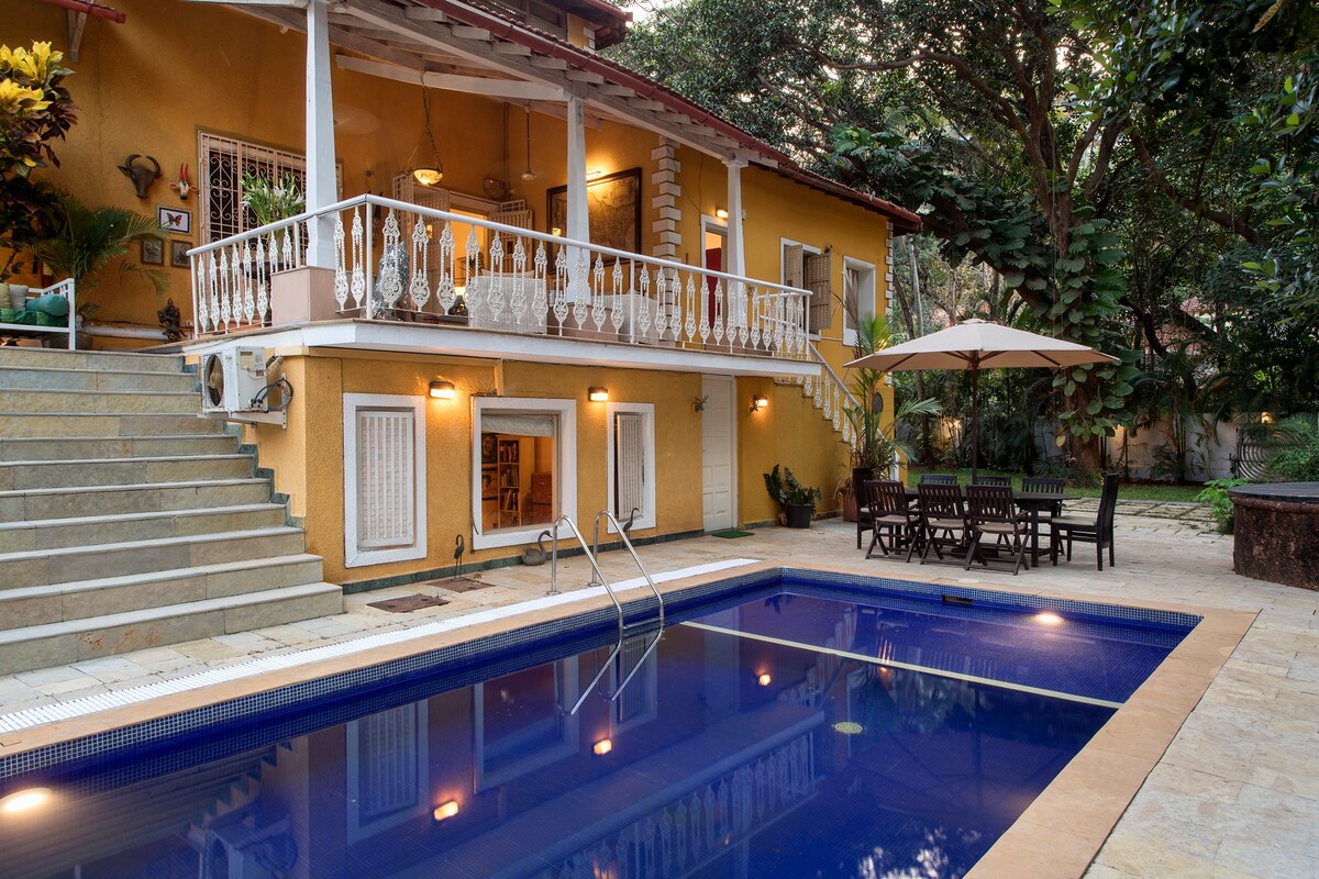 Casa Amaya - A Collector's Paradise - Luxury Villa - Tap to explore photos