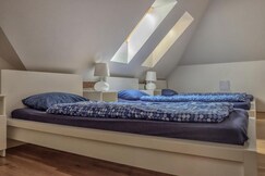Hostel One Miru, Prague
