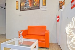 Hotel O Mr Crown Inn To Inn, Lucknow