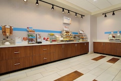 Holiday Inn Express & Suites Brookshire - Katy Freeway, Waller