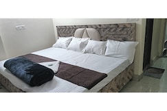 Shiv Gopal (P) Guest House, Varanasi