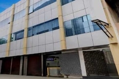 Hotel O Gummidipundi Railway Junction Formerly Avs Mahal, Tada