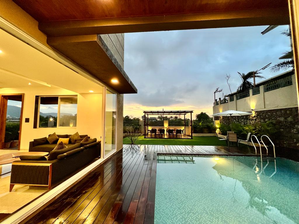 Tara - The Luxe Villa - Tap to explore photos