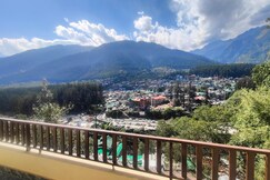 Himalayan castle 07, Manali
