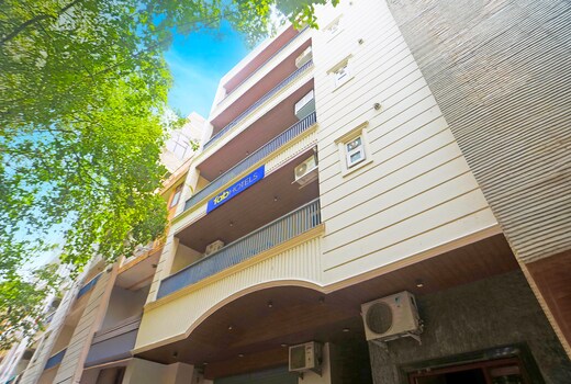 FabHotel The Hide Away - Near Skin Institute And School Of Dermatology