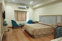 Hotel Gomti, Lucknow