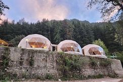 Glamping by the River - Luxurious igloo stays, Kasol