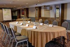 Best Western Plus Manchester Airport Wilmslow Pinewood Hotel, Cheshire East