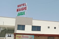 Hotel Magic, Modasa