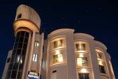 Hotel Repose, Vadodara