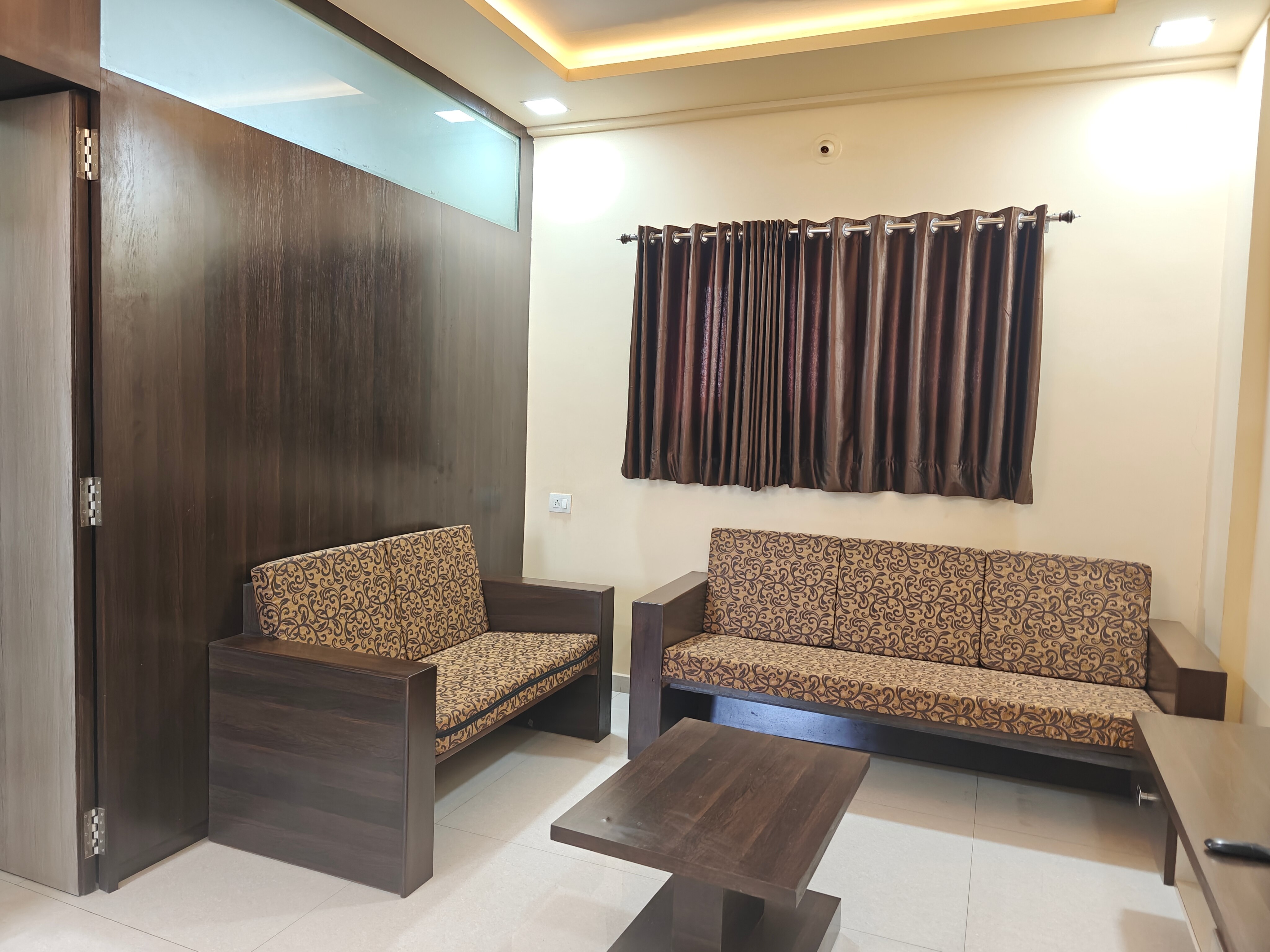 Laxmi Narayan Hotel