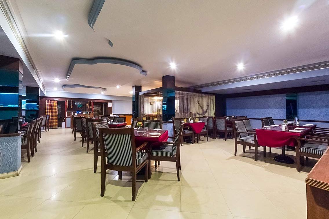 Hotel River Bay Rajahmundry INR 1148 OFF ( ̶4̶0̶0̶0̶ ) Resort Price