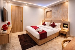 Dreamwood Hotel Near Sec 29 Gurgaon, Gurgaon