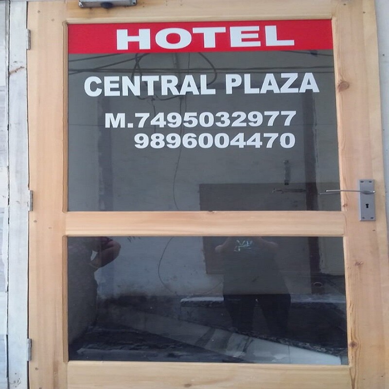 Hotel Central Plaza - Tap to explore photos
