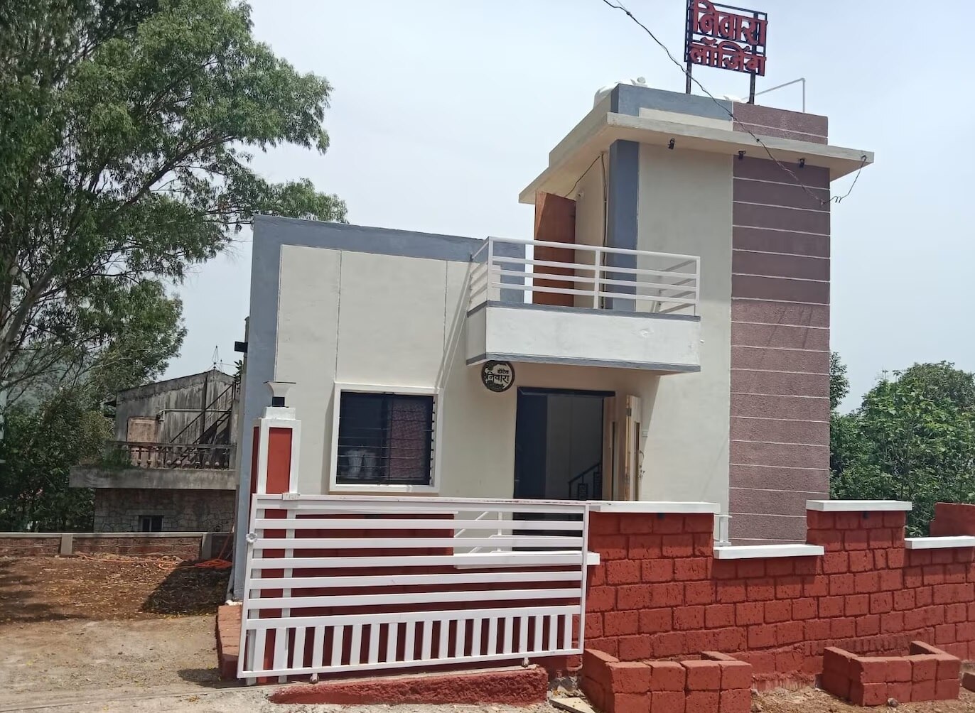 Hotel Nivara 4