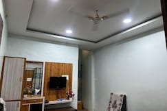 Hotel Priyanka, Bhopal