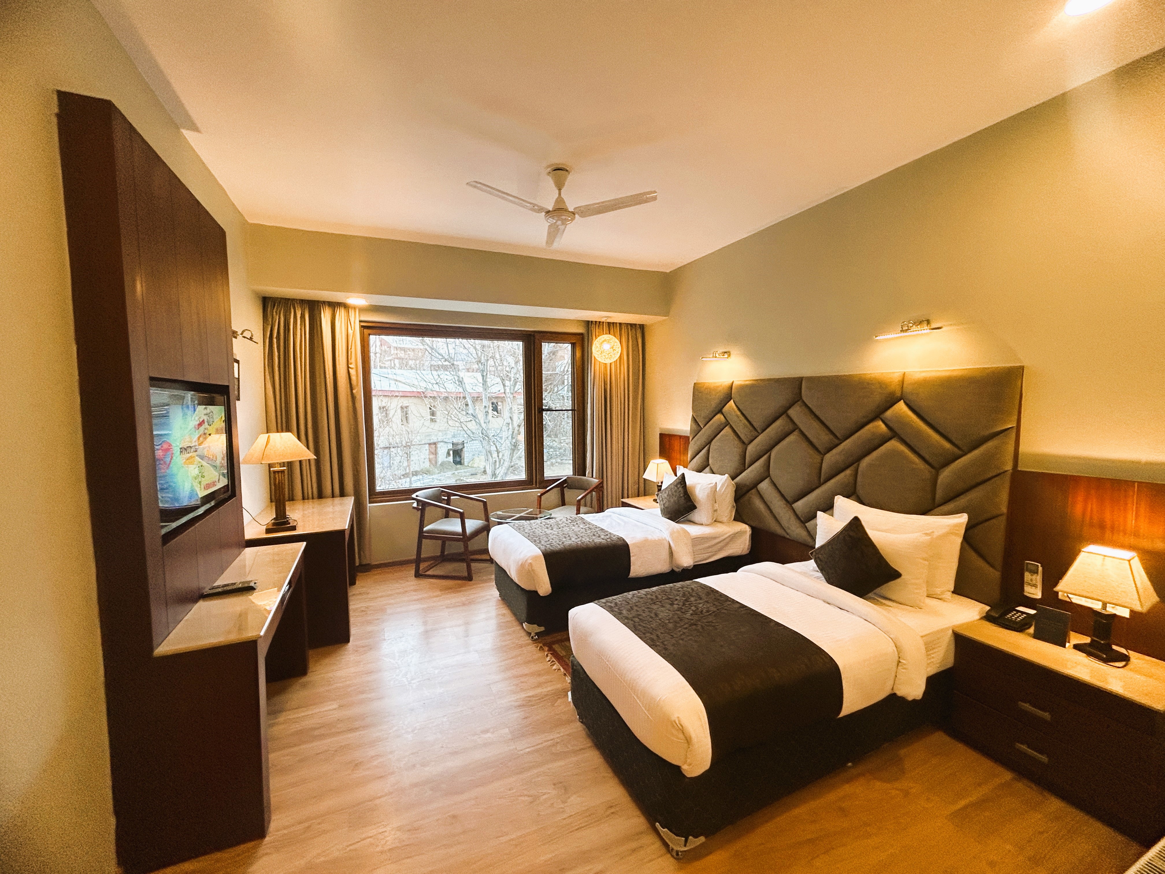 Hotel The Kargil - Tap to explore photos