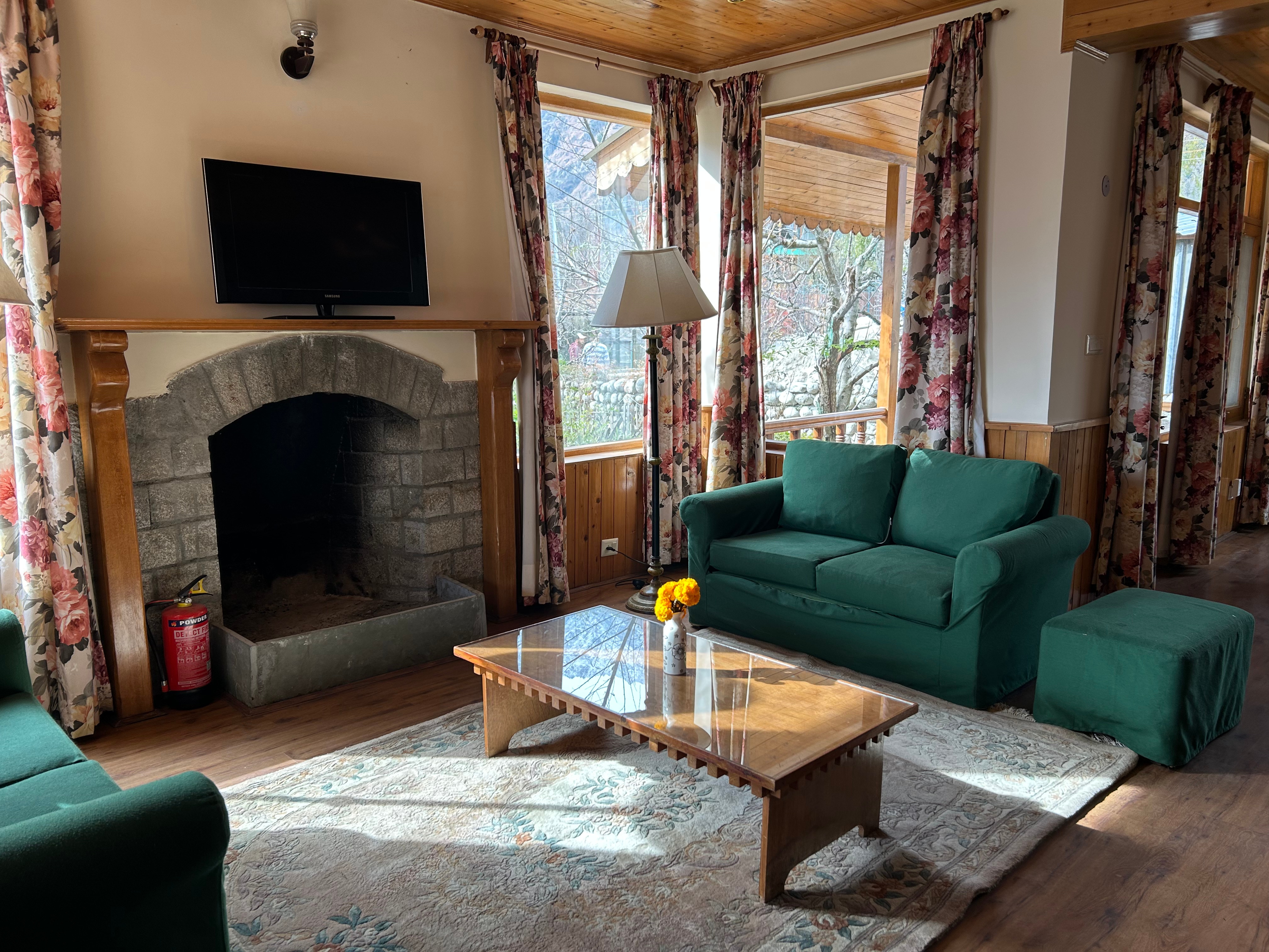 The Native Route Cottage - Manali - Tap to explore photos