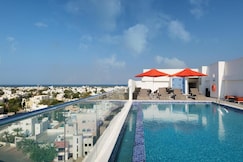 Studio M Muscat, مسقط