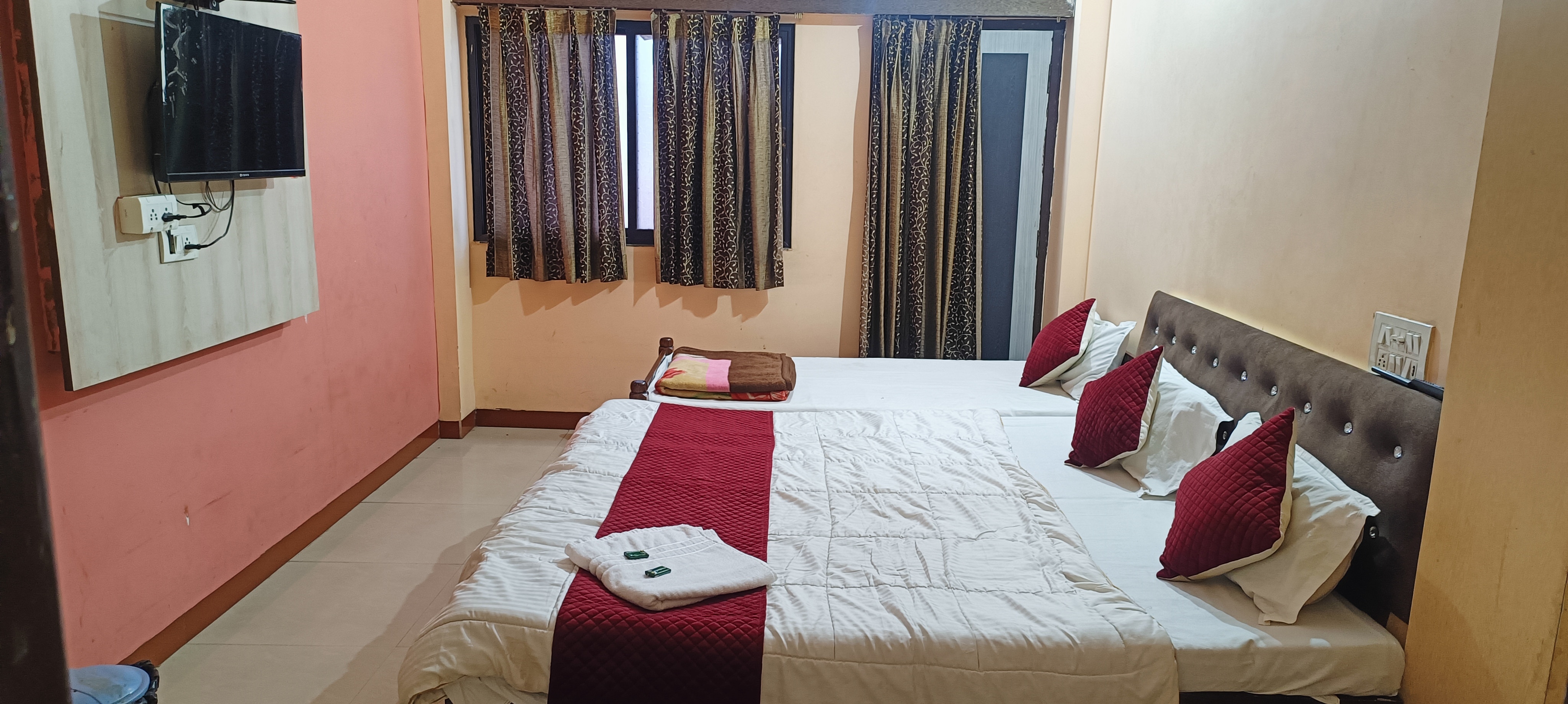 Hotel Chaitanya - Tap to explore photos