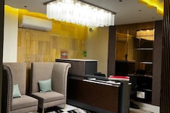 7 heaven hotel, Kanpur