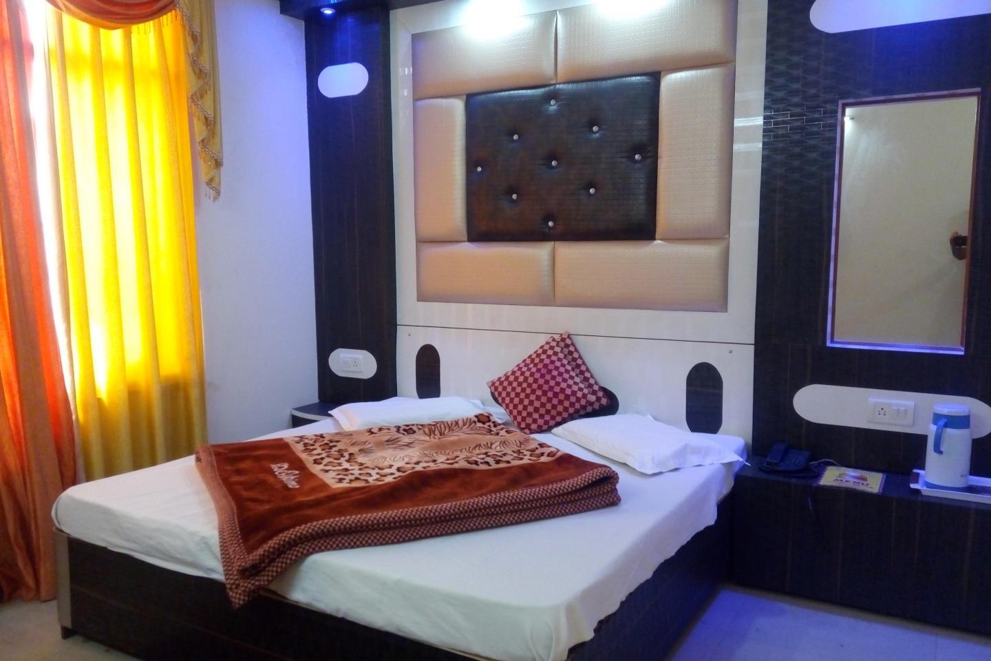 Maa Rudrani Guest House - Tap to explore photos