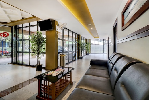 Townhouse OAK Central Suits