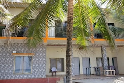 Salgaonkar Beach Resort, Malvan