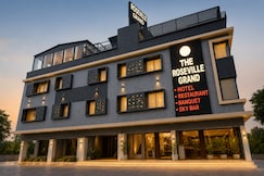 The Roseville Grand, Kharar
